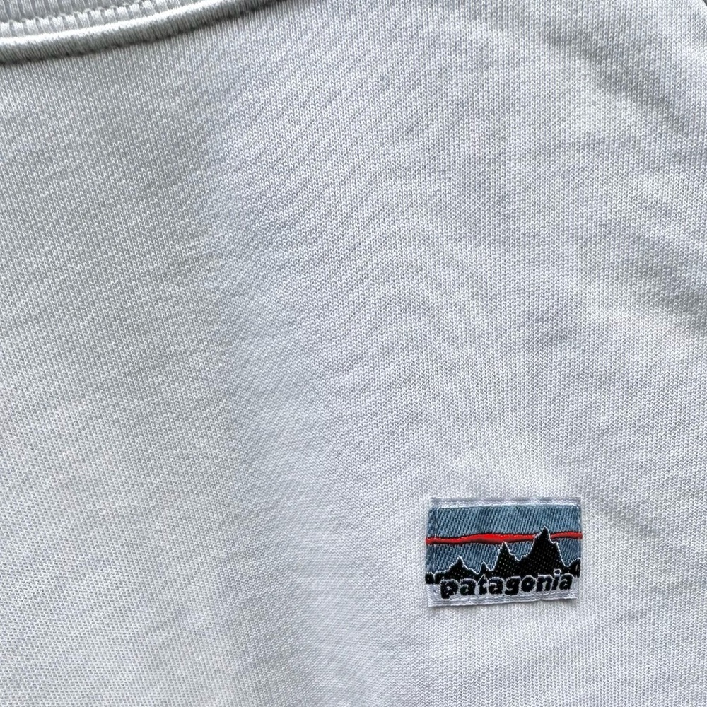 Patagonia Women’s Regenerative Organic Cotton sweatshirt. Off-white. Size L.